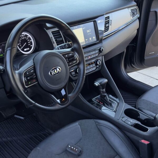 interior detailing in Monmouth, OR